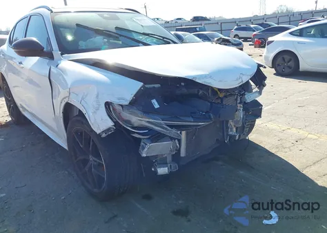 2020 Alfa Romeo Stelvio Ti Sport Awd z USA, uszkodzony, nr VIN ZASPAKBN8L7C73495